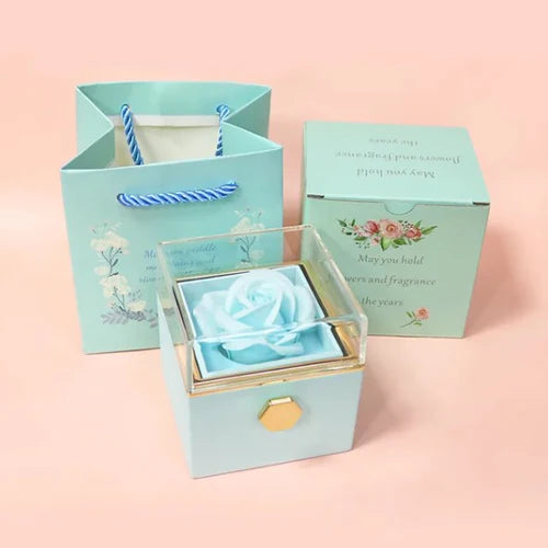 BLUEBOX – luksuzna poklon kutija sa vječnom plavom ružom 💙 + OGRLICA